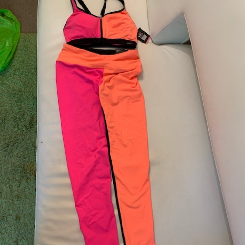 Victoria's Secret Yoga/Workout 2 Piece Set - NEW